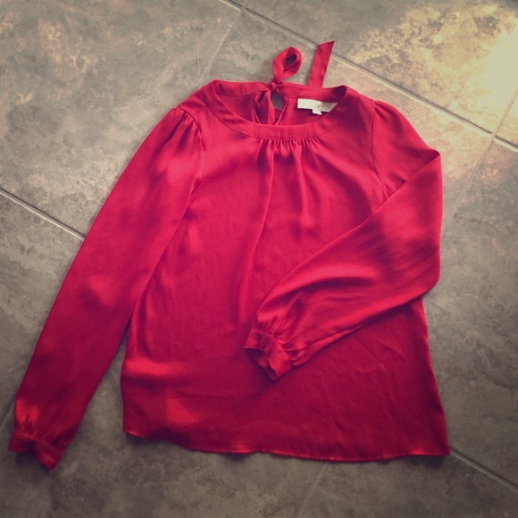 Barely worn- Loft tie back blouse