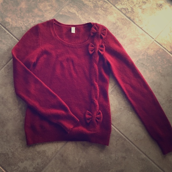 Barely worn-esprit red bow sweater