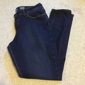 Levis denizen skinny jeans