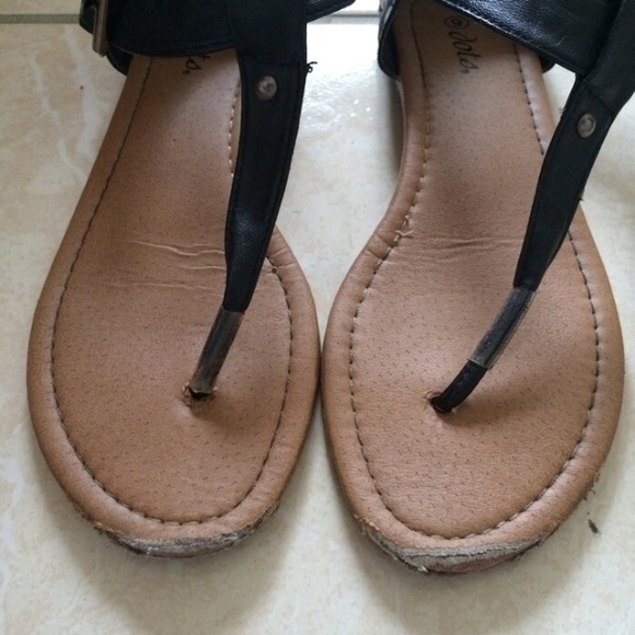 Black Aztec Print Sandals