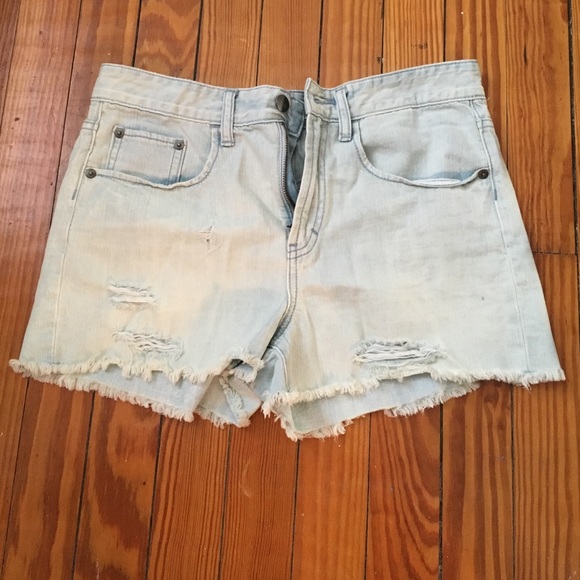Cute Light Denim Cutoff Shorts