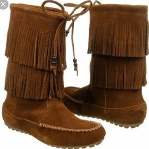 Minnetonka Dallas double fringe bootie