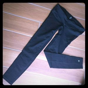 Gap Fit Maternity leggings sz Small