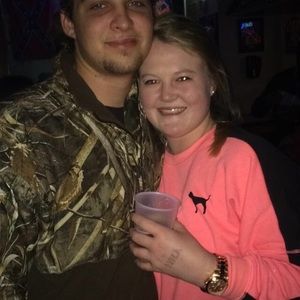 Meet your Posher, Haylie