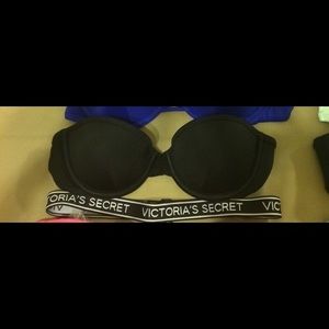 Black Victoria's Secret bikini top