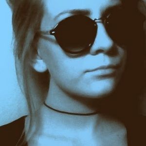 Meet your Posher, Tessa