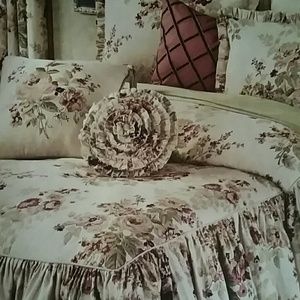 Meet your Posher, Jacqueline