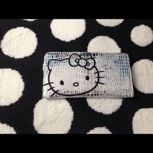 Hello Kitty Silver Wallet