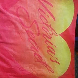 VS heart beach towel