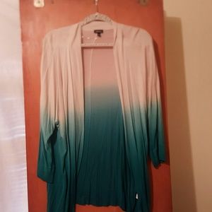 Cocoon style light weight cardigan.