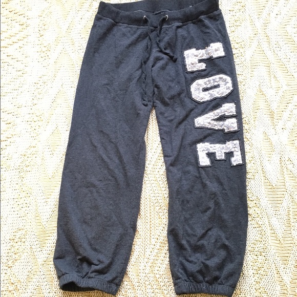 "Love" lounge sweat pants