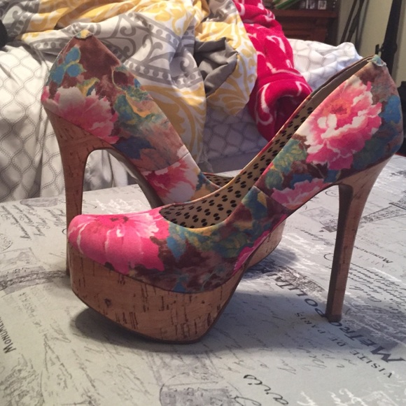 😍😍😍gorge JS pumps - Picture 1 of 3