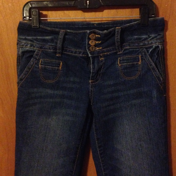 Jeans - Picture 2 of 3