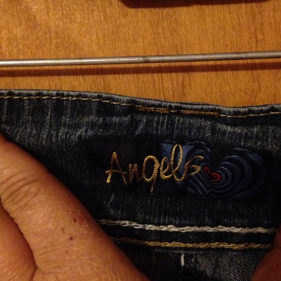 Jeans - Picture 2 of 4