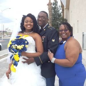 Meet your Posher, Deeincredible