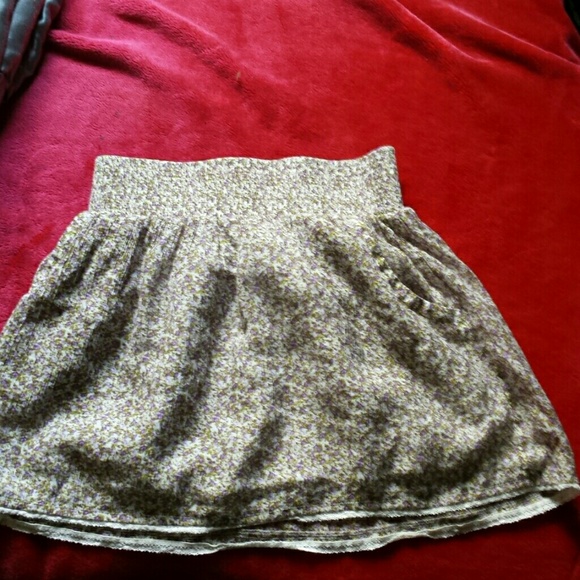 Floral print skirt