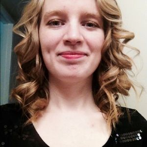 Meet your Posher, Deanna