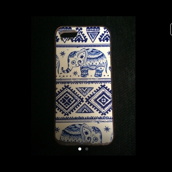 ❌SOLD❌ iPhone Case Bundle