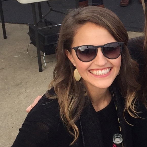 Meet your Posher, Kristin