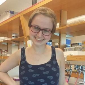 Meet your Posher, Chloe