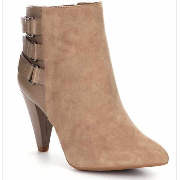 Gianni Bini booties