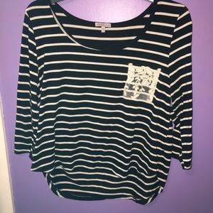 Stripped lace pocket blouse