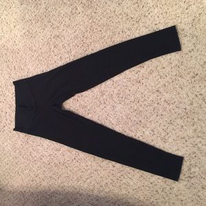 Basic Black Leggings Size M