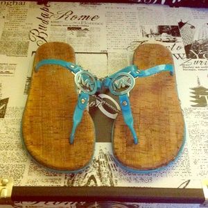TEAL MICHAEL KORS FLIP FLOP