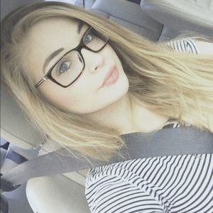 Meet your Posher, Jacklynn