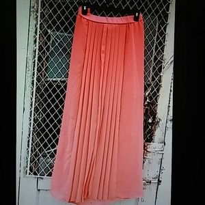 Plus Size XXL Pleated Coral Skirt