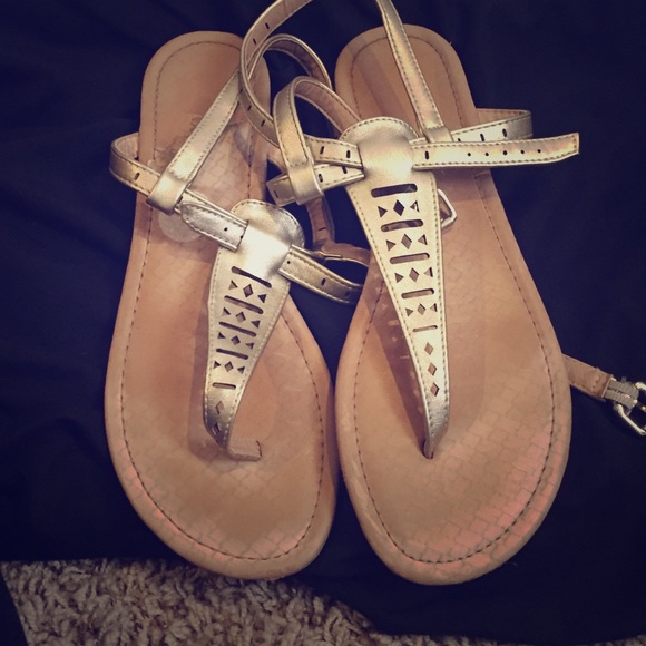 Metallic gold sandals. Offers welcome - Picture 1 of 1