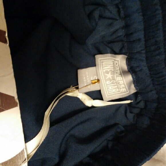 Converse navy blue hi low shirt - Picture 2 of 2