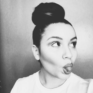 Meet your Posher, Serena