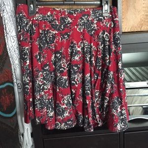 Beautiful rose floral skirt from urban outfitters