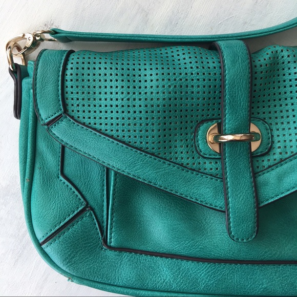 ⛱SALE⛱ Turquoise Perforated Bag - Picture 1 of 4