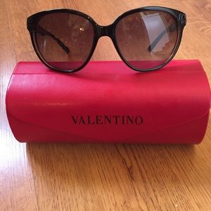 Valentino Authentic Black/ Beige Sunglasses