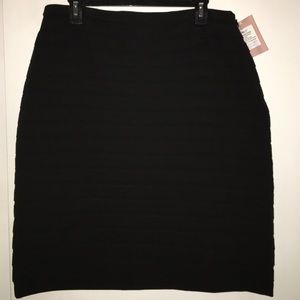 Black pleated pencil skirt
