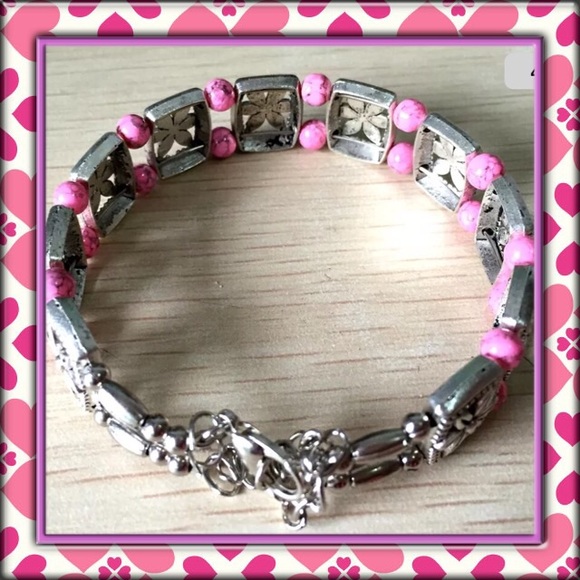 🌷New Tibetan Silver and Pink Bead Bangle - Picture 2 of 3