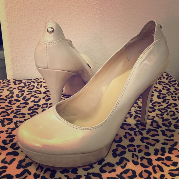 Guess heels