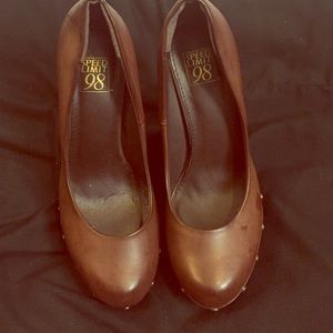 Speed limit 98 shoes