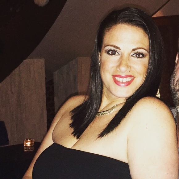 Meet your Posher, Denise