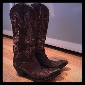 Corral women's western boots.
