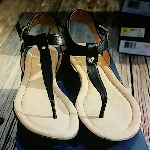 Chaps Womens Sandals