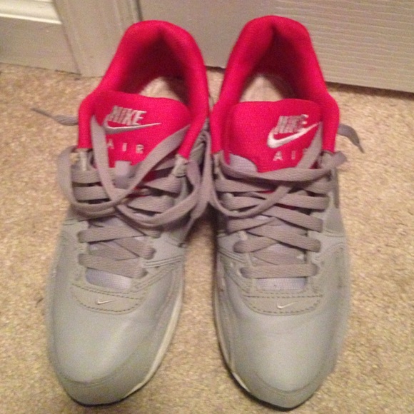 SOLD Nike air max. Pink and gray. - Picture 2 of 4