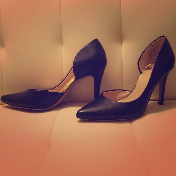 ✨ Black Heels ✨