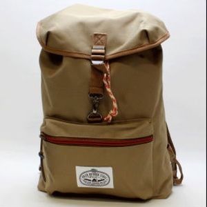 ✨SALE: Poler field pack backpack (camel)