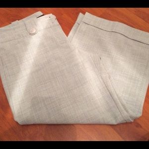 Editor dress Capri pants.  ⚡️⚡️⚡️FLASH SALE⚡️⚡️⚡️