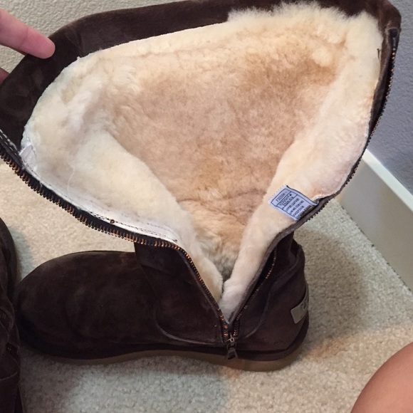 UGG Classic Short II Boots – DTLR UGG Boots