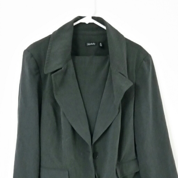 Dress suit
