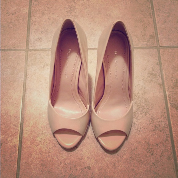 Nude patent leather open toe heels/ shoes